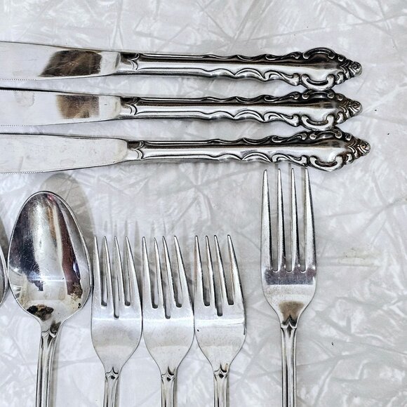 Stanley Roberts Melody Flatware Set/10 mixed Rogers floral scrolls black accent - Picture 3 of 9